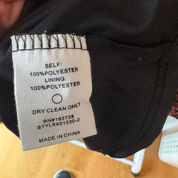 Voy size M Floral Red Dress - Picture 3 of 4